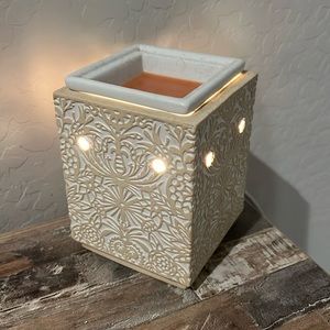 Wax warmer